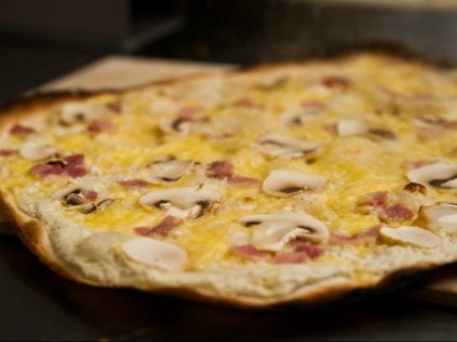 照片: Flammkuchen stube Hopp-Auf